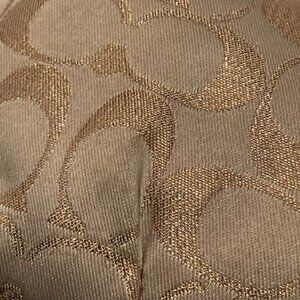 Vintage COACH Signature Small Purse. Pristine Condition.